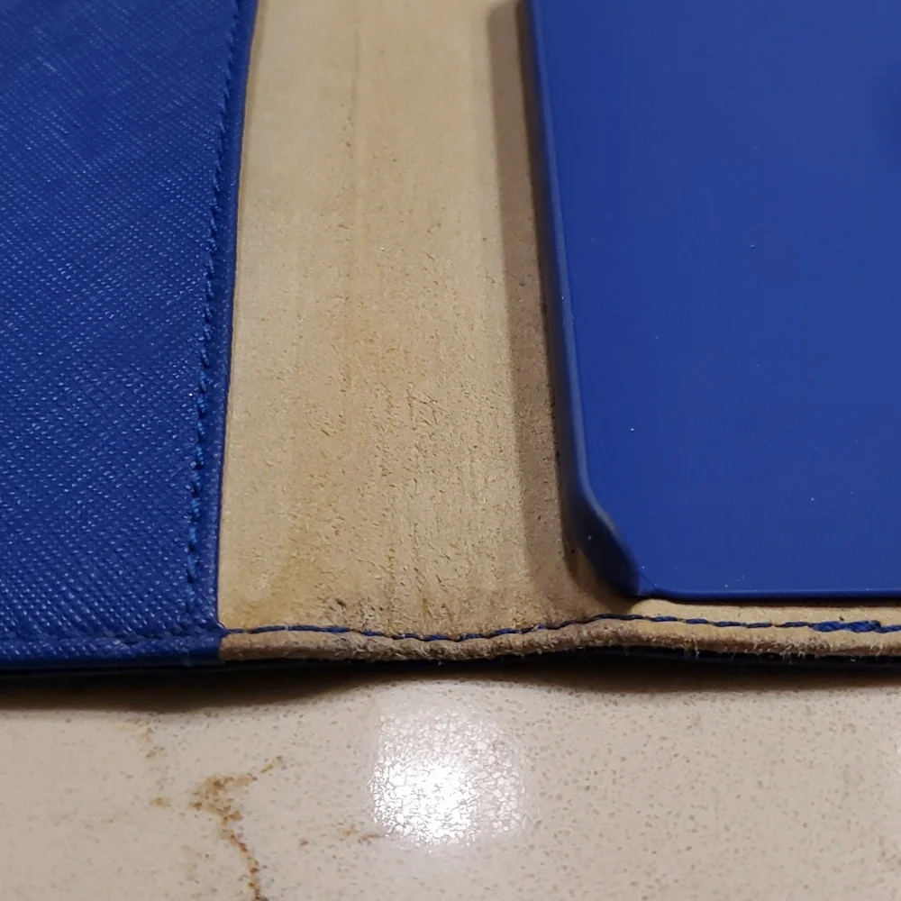 Michael Kors 💙 IPhone 7+ magnetic wallet & case 💙 Authentic * - Picture 8 of 9